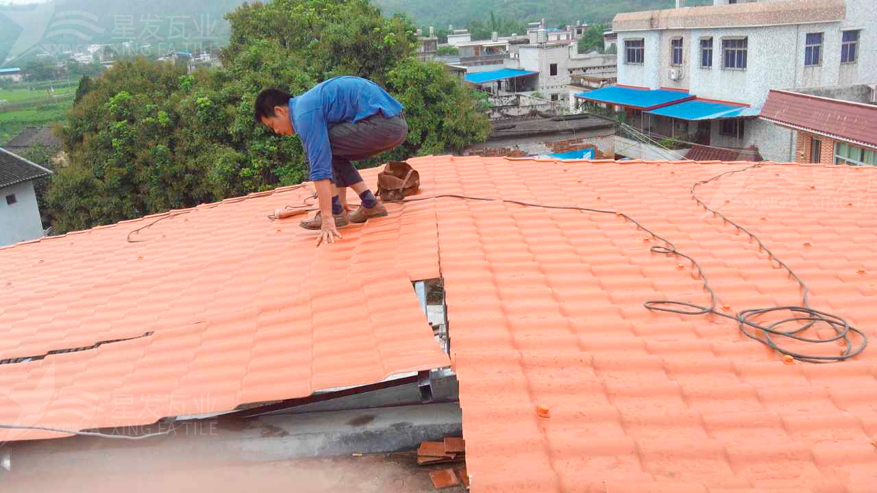 梧州屋顶铺设安装合成树脂瓦时，牢牢记住这3点，就不怕屋顶出问题！